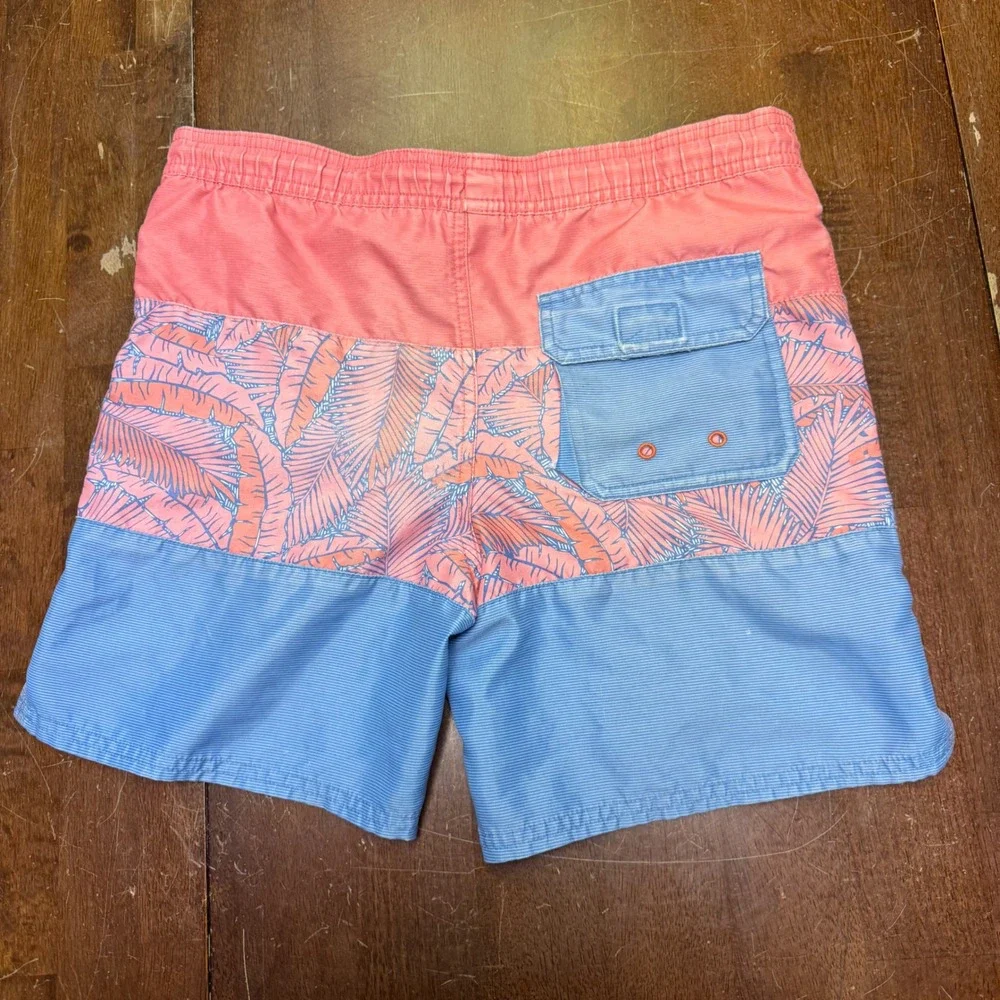 Vineyard‎ Vines Swim Trunks Kids Small 8-10 Pink Blue Palm Leaf Striped Shorts
